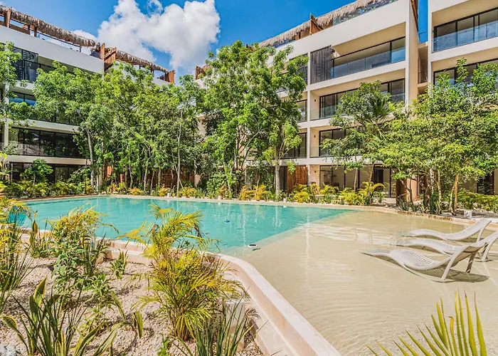 2 Bedroom Bliss Stunning Rooftop Gym Osmosis Desk Apartment